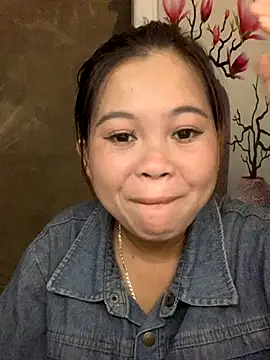 lan-xinh01 online show from October 1, 6:30 am