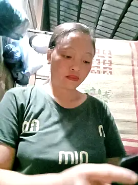 Snapshot of Minkine022 chatting on October 4, 1:42 pm Minkine022 online show from October 4, 1:42 pm
