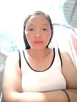 Snapshot of Minkine022 chatting on October 5, 1:53 pm Minkine022 online show from October 5, 1:53 pm