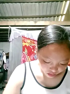Snapshot of Minkine022 chatting on October 13, 6:24 am Minkine022 online show from October 13, 6:24 am