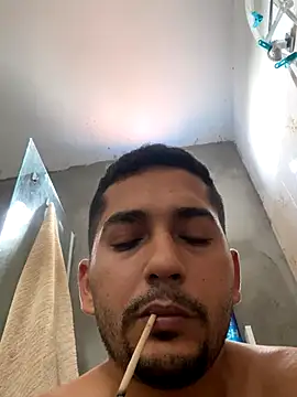 Du Corte83 online show from December 1, 1:05 pm