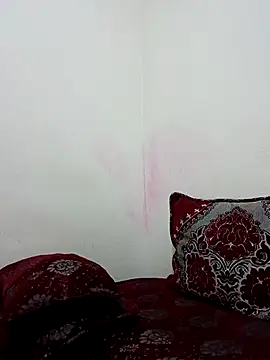 Snapshot of Miss-Queen chatting on May 11, 5:10 pm Miss-Queen online show from May 11, 5:10 pm