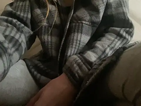 pleasedontpressaredburton online show from January 14, 10:21 am