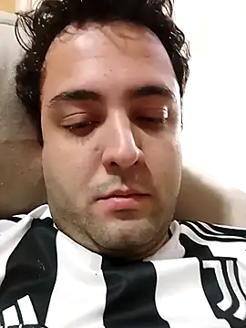 Snapshot of vitinhobb2 chatting on November 4, 3:22 pm vitinhobb2 online show from November 4, 3:22 pm