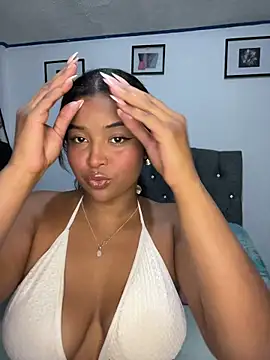 mitschellfox21 online show from December 19, 4:08 am