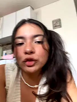 Snapshot of Jules_Angel chatting on October 7, 9:01 pm Jules Angel online show from October 7, 9:01 pm