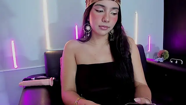 Snapshot of Jules_Angel chatting on October 30, 1:34 pm Jules Angel online show from October 30, 1:34 pm