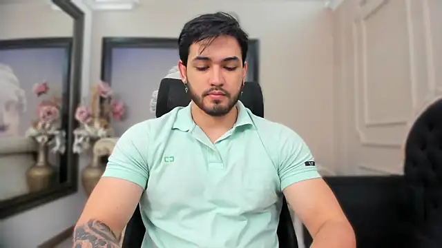 Snapshot of ElianKeiser chatting on October 24, 12:45 pm ElianKeiser online show from October 24, 12:45 pm