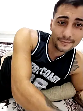 Snapshot of gooddboy01 chatting on October 12, 7:57 pm gooddboy01 online show from October 12, 7:57 pm