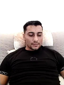 Snapshot of gooddboy01 chatting on October 19, 12:06 pm gooddboy01 online show from October 19, 12:06 pm