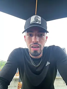  Duriel online show from February 25, 5:00 pm