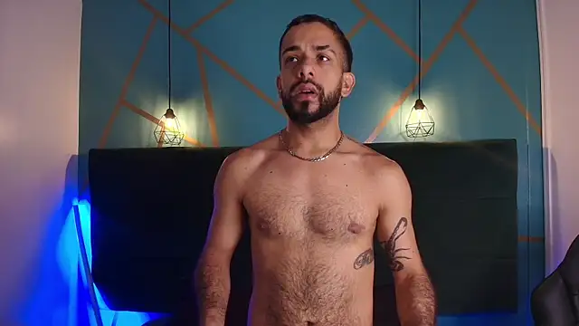 Snapshot of Lobo_sex21 chatting on November 15, 4:36 pm Lobo sex21 online show from November 15, 4:36 pm