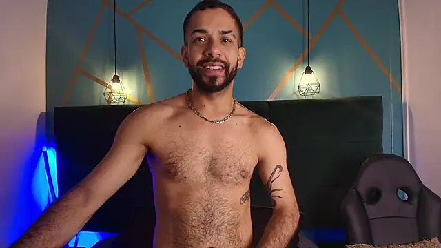 Snapshot of Lobo_sex21 chatting on November 16, 1:28 pm Lobo sex21 online show from November 16, 1:28 pm