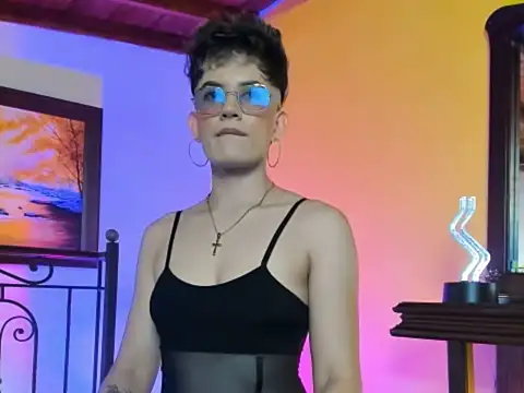 Snapshot of Zulyhenao chatting on October 5, 1:15 am Zulyhenao online show from October 5, 1:15 am