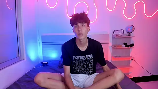 Snapshot of luccas_ferreira chatting on November 1, 7:16 pm luccas ferreira online show from November 1, 7:16 pm