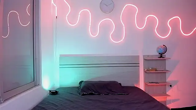 Snapshot of luccas_ferreira chatting on November 14, 7:23 pm luccas ferreira online show from November 14, 7:23 pm