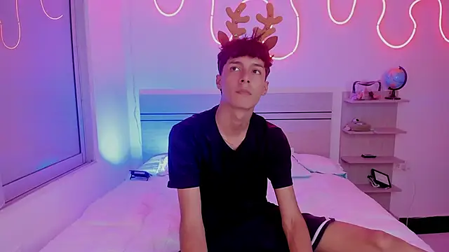 Snapshot of luccas_ferreira chatting on November 27, 7:27 pm luccas ferreira online show from November 27, 7:27 pm