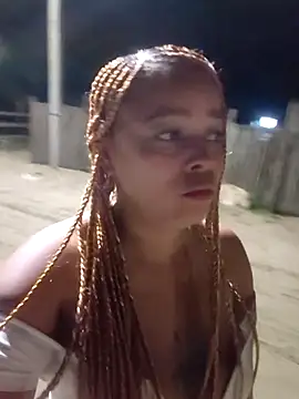 Snapshot of bella_exotichot_ chatting on October 12, 1:59 am bella exotichot online show from October 12, 1:59 am