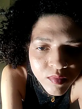 Larissinhamm online show from October 5, 5:50 am