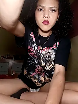 Larissinhamm online show from October 15, 8:14 am