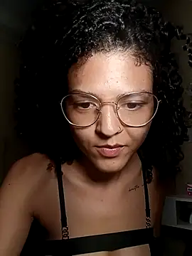 Larissinhamm online show from October 19, 3:18 am