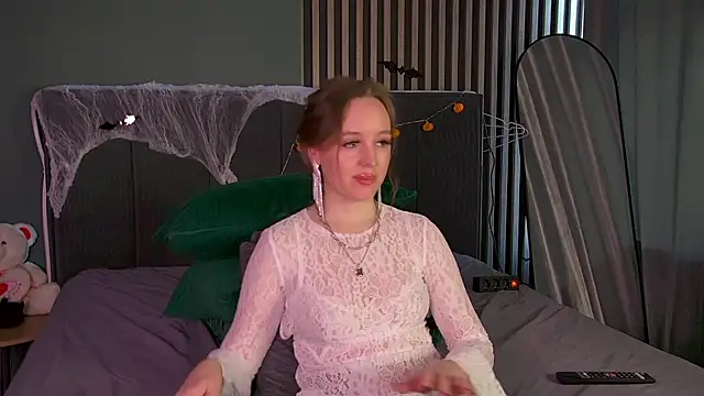 Snapshot of KathyStewart chatting on November 3, 6:14 am KathyStewart online show from November 3, 6:14 am