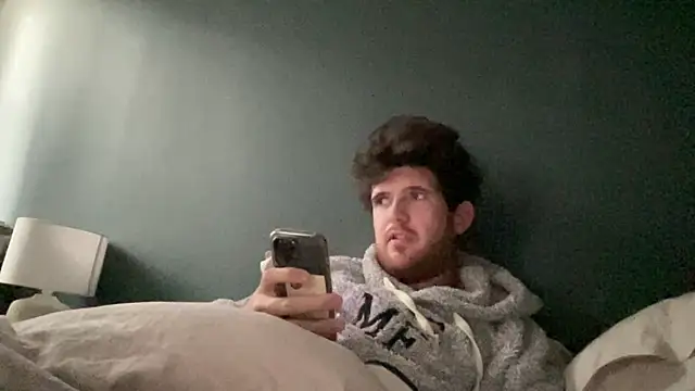 Snapshot of VersaGoo chatting on October 18, 3:24 pm VersaGoo online show from October 18, 3:24 pm