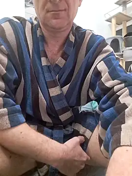 Snapshot of Vintermelon2 chatting on February 14, 8:55 am Vintermelon2 online show from February 14, 8:55 am