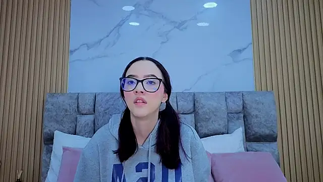 angel  kiss online show from January 10, 12:07 pm