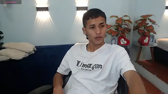 LiamBlack16 online show from October 14, 1:01 pm