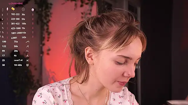 Snapshot of CelestaDicorcia chatting on November 9, 9:35 pm CelestaDicorcia online show from November 9, 9:35 pm