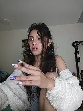 caramel doll   online show from November 3, 11:48 pm