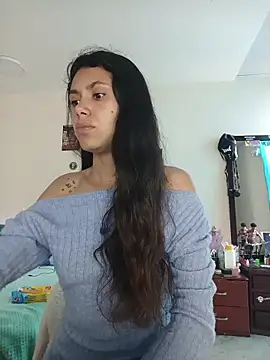 caramel doll   online show from November 9, 4:16 pm