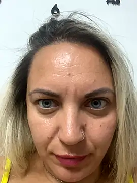 Snapshot of Daiana_Andra chatting on October 5, 10:07 pm Daiana Andra online show from October 5, 10:07 pm