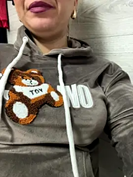 Snapshot of Daiana_Andra chatting on October 20, 7:20 am Daiana Andra online show from October 20, 7:20 am