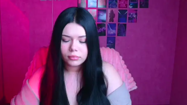 Snapshot of Mona_Esty chatting on November 3, 8:21 pm Mona Esty online show from November 3, 8:21 pm