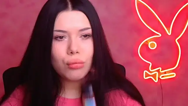 Snapshot of Mona_Esty chatting on December 4, 9:56 pm Mona Esty online show from December 4, 9:56 pm