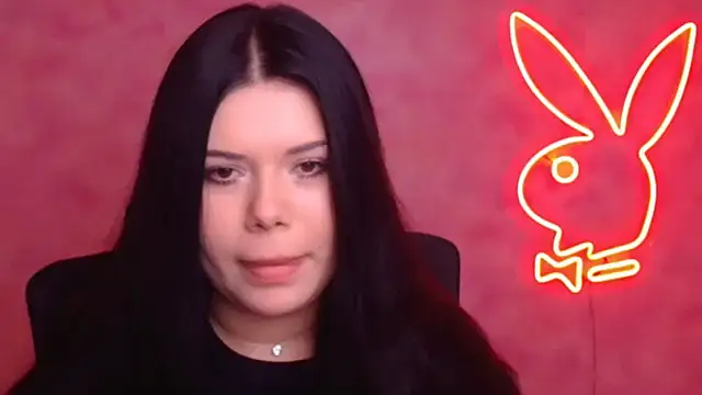 Snapshot of Mona_Esty chatting on December 5, 6:37 pm Mona Esty online show from December 5, 6:37 pm