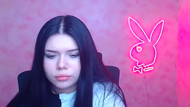 Snapshot of Mona_Esty chatting on December 17, 6:36 pm Mona Esty online show from December 17, 6:36 pm