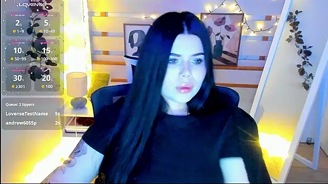 Mona Esty online show from February 2, 9:24 pm