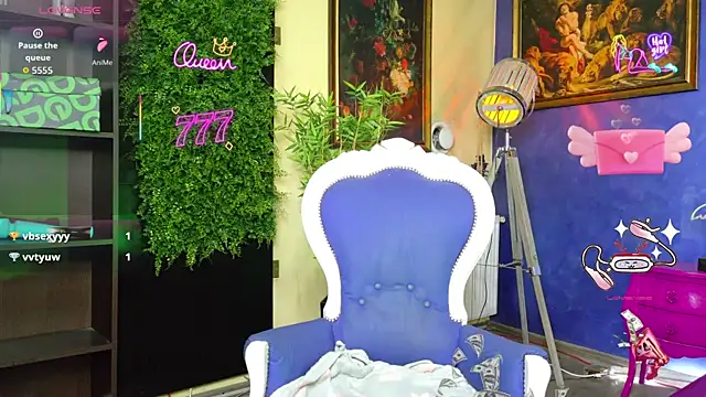 nicolepalmer online show from May 20, 6:52 am