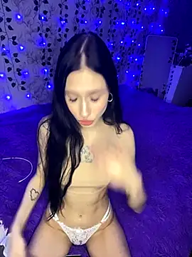 Snapshot of Kisa-Lisa_ chatting on November 7, 6:19 pm Kisa-Lisa online show from November 7, 6:19 pm