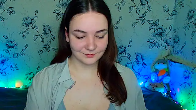 OliviaMontgommery online show from June 3, 6:05 am