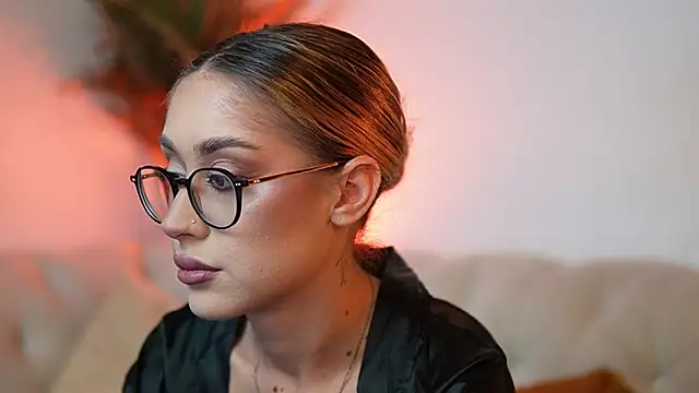 Snapshot of AileenKiss chatting on October 22, 6:40 pm AileenKiss online show from October 22, 6:40 pm