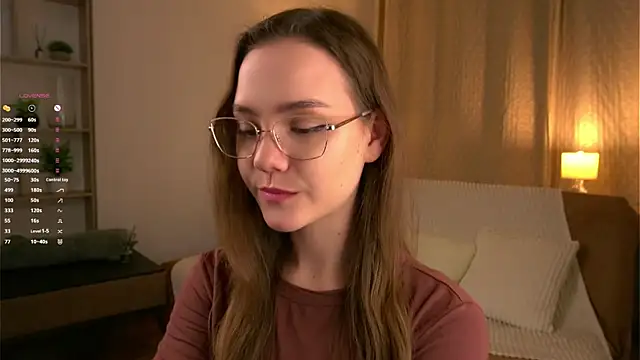 SweetSaraPie online show from February 16, 4:58 pm