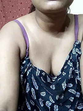 Snapshot of Aditi1996 chatting on November 8, 6:18 pm Aditi1996 online show from November 8, 6:18 pm