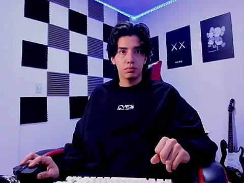 Snapshot of jeycobb chatting on December 21, 12:12 pm jeycobb online show from December 21, 12:12 pm