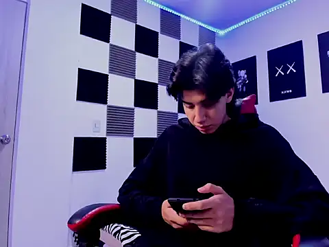 Snapshot of jeycobb chatting on January 14, 11:16 am jeycobb online show from January 14, 11:16 am