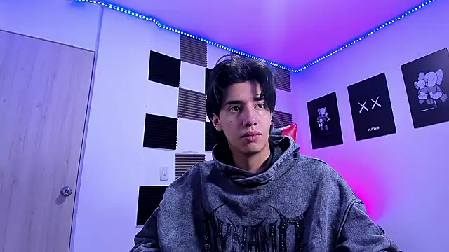 Snapshot of jeycobb chatting on February 14, 11:29 am jeycobb online show from February 14, 11:29 am