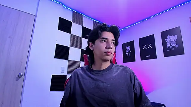 Snapshot of jeycobb chatting on February 25, 11:31 am jeycobb online show from February 25, 11:31 am